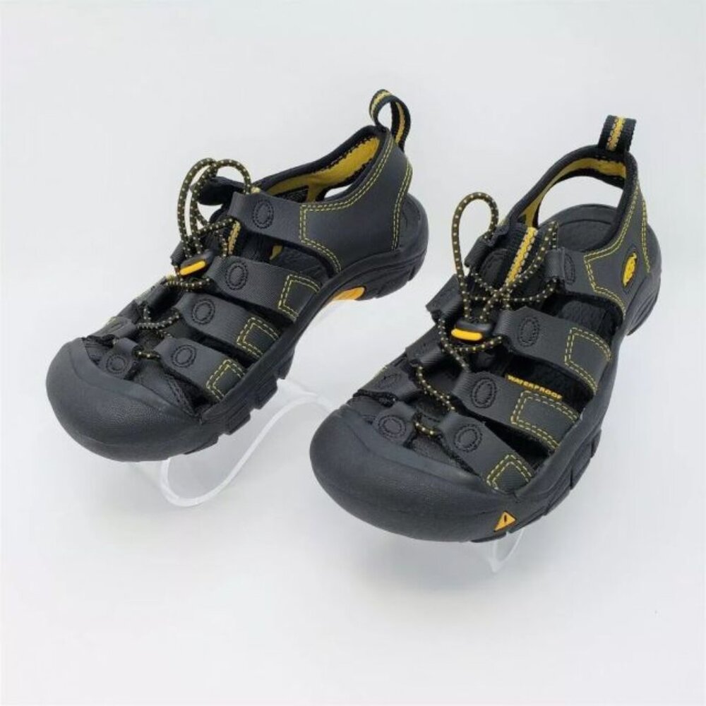Keen Outdoor Trail Shoe Women's Black and Yellow Waterproof Sandals Sz 5